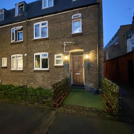 Fabulous Private Bedrooms Near Euston Station, Central Лондон Экстерьер фото