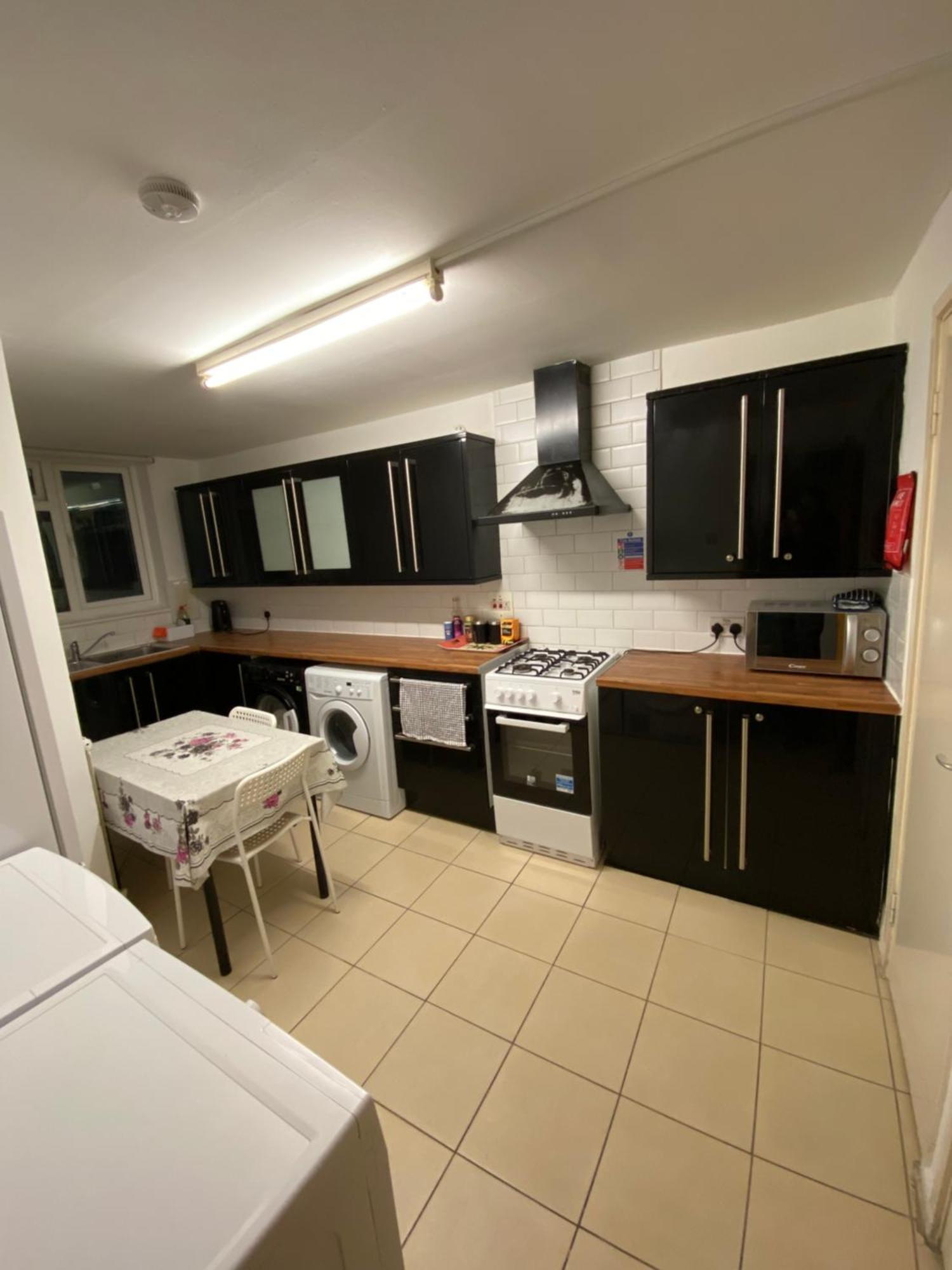 Fabulous Private Bedrooms Near Euston Station, Central Лондон Экстерьер фото