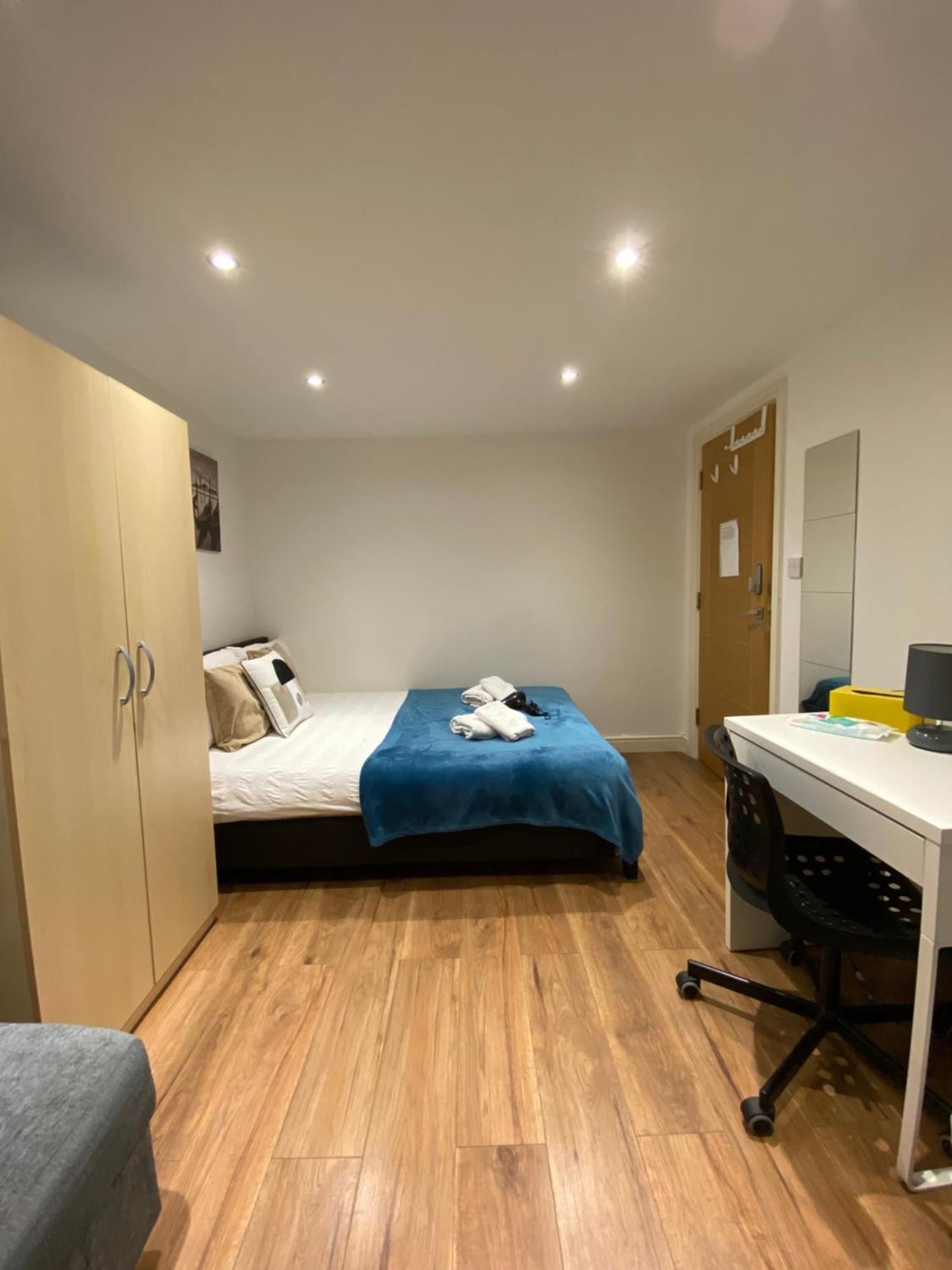 Fabulous Private Bedrooms Near Euston Station, Central Лондон Экстерьер фото