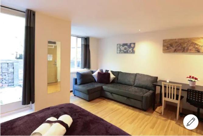 Fabulous Private Bedrooms Near Euston Station, Central Лондон Экстерьер фото