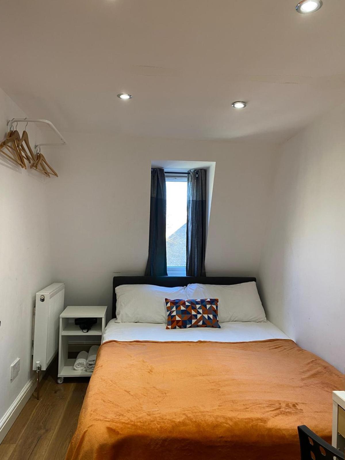 Fabulous Private Bedrooms Near Euston Station, Central Лондон Экстерьер фото